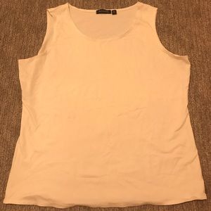 White tank top tee